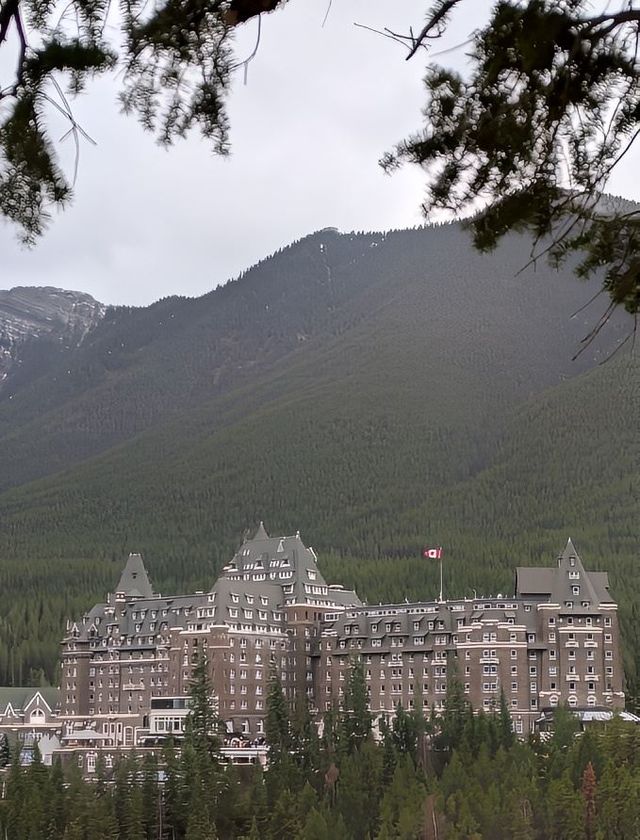 Banff |班夫一日遊自駕路線攻略。