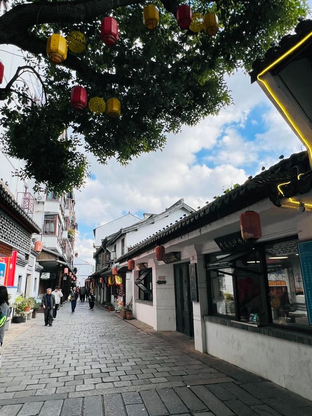 探索古鎮的寧靜時光，沒想到青溪古鎮如此樸實。