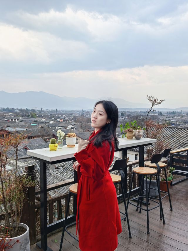 住在麗江古城看日出