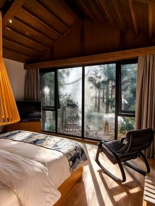 Stay in a Fairy Tale Treehouse in Ningbo's Forest for Fresh Air and Clean Lungs!