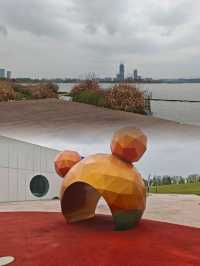 在成都，必推薦嘅興隆湖濕地公園，感受踏青魅力