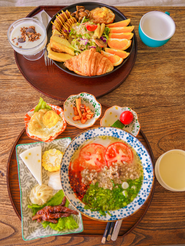 本來以為麗江已經夠美了，直到我住進風景裡