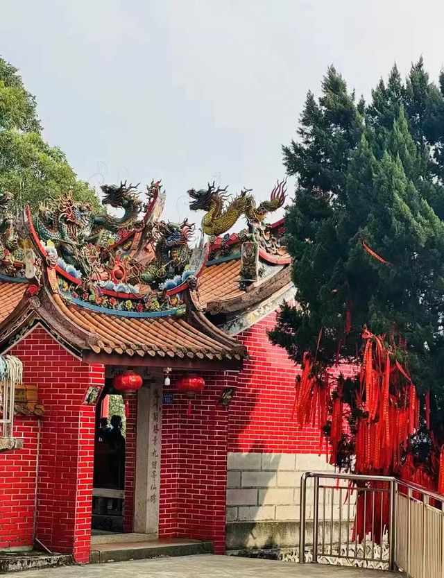 漳州鹅仙洞：山不在高有仙則靈