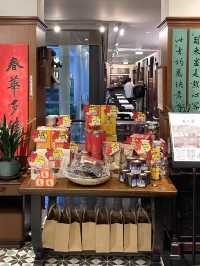 將嶺南風情表現得淋漓盡致 💕  華僑主題中山 ！春華園風味餐廳