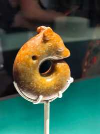 終於等到你！上海博物館紅山玉器展5000年群龍出動