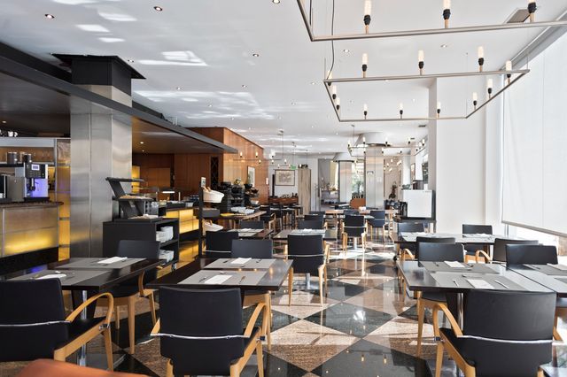 巴塞羅那雅巴桑酒店 | 魅力地理位置探秘   地址：C/ de Numància, 32, 巴塞