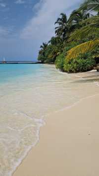 Two Blissful Weeks in Paradise