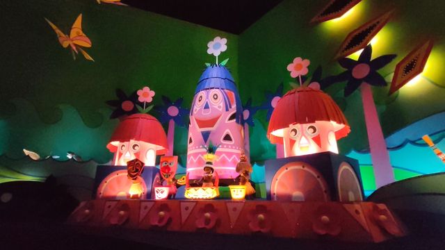 Disney Sea版本的小小世界