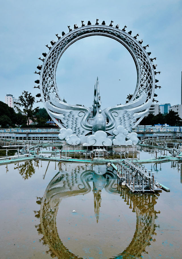 江城漫步，長江如畫 自然與人文的江景協奏曲