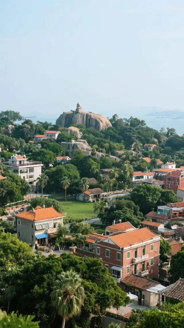 Xiamen Ultimate Travel Guide | Encounter the Romantic Seaside City