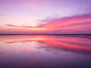 Kota Kinabalu Sky Mirror: Step Into a Surreal Sunset Dream!🌇