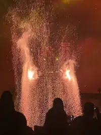 來赤坎提前享受聖誕的狂歡啦！