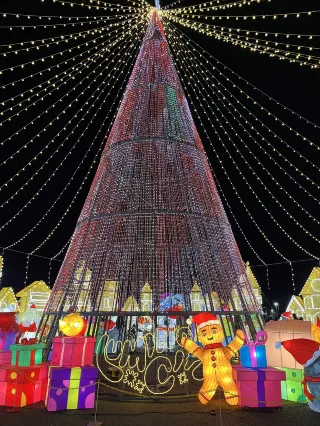 DMV Dream Castle Lantern Festival