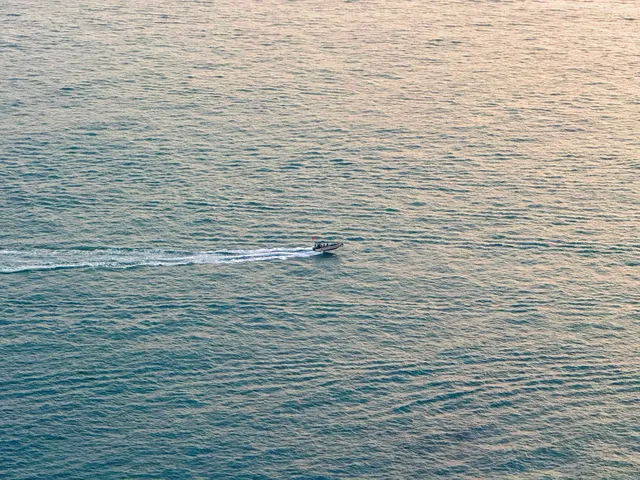 今天來深圳天文台,真的超美的海岸線! 今天來深圳天文台,真的超美的海岸線!