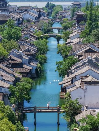 Less crowded than Hangzhou, more relaxed than Suzhou, an underrated small town in Jiangnan