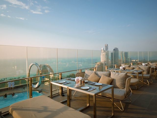 Rooftop บรรยากาศพระอาทิตย์ตก พัทยา