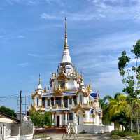Wat Rasi Nopphawongsaram (Wat Mai)