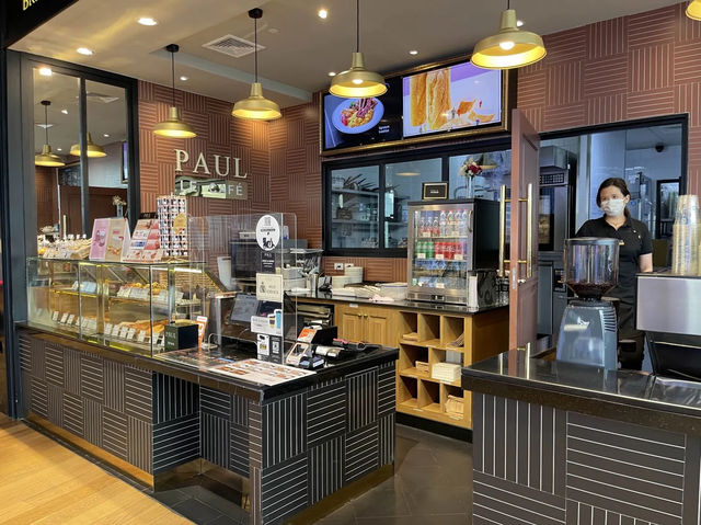 在曼谷ICONSIAM內的PAUL Café品味咖啡的時光！✨☕️🌇