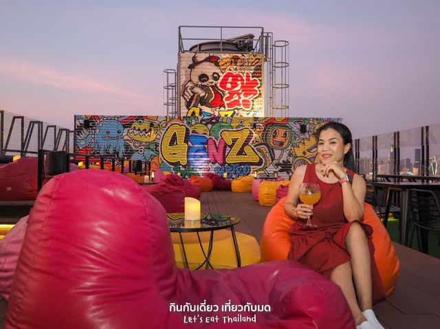 Gen Z Bar & Bistro รูฟท้อปวิวเยาวราช