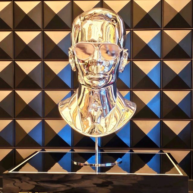 澳門卡爾拉格斐奢華酒店大樓《The Karl Lagerfeld Macau》