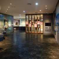 Beautiful Autumn Museum of World Scissors