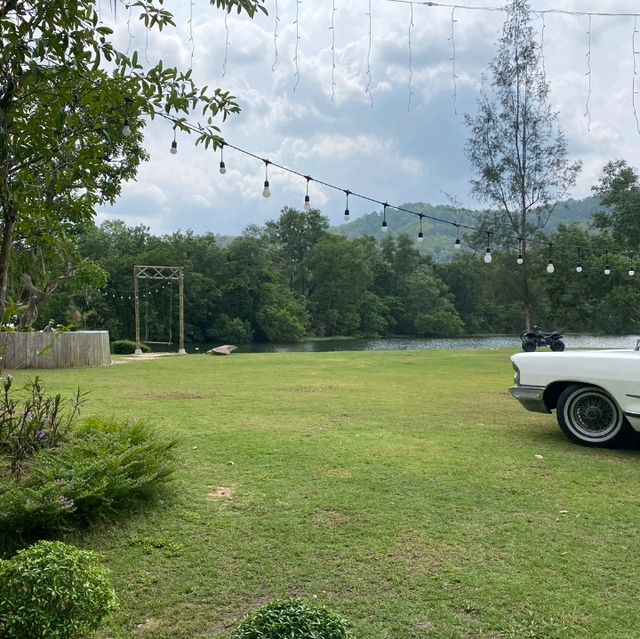 ภูสิตาคาเฟ่ แอนท์ บริทโตร