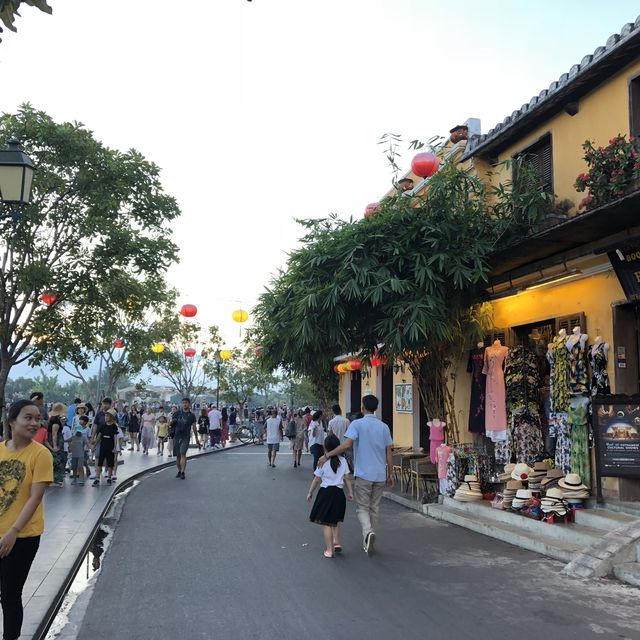 越南 | 峴港 | 世界遺產「會安古鎮」& 「佛手金橋」巴拿山主題樂園