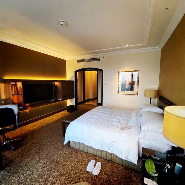 Central Bangkok's iconic Sheraton Grande ⭐️