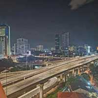 New Service Apartment Hottie near KLCC..