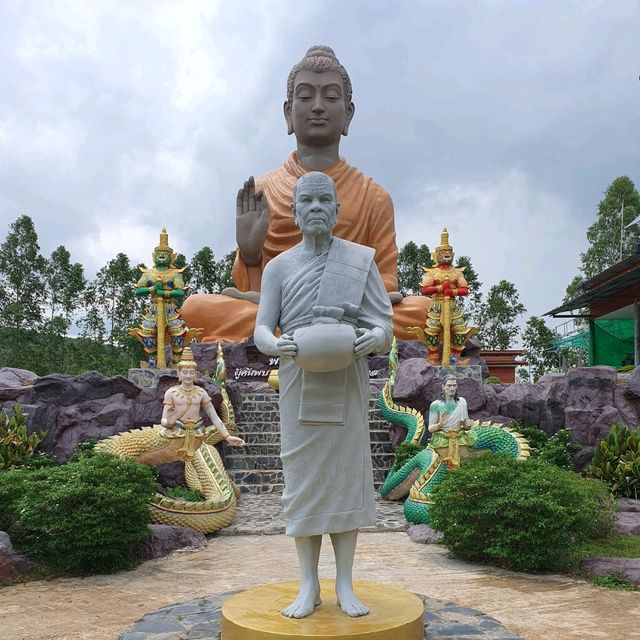 พุทธอุทยานหลวงปู่สด จังหวัดปราจีนบุรี