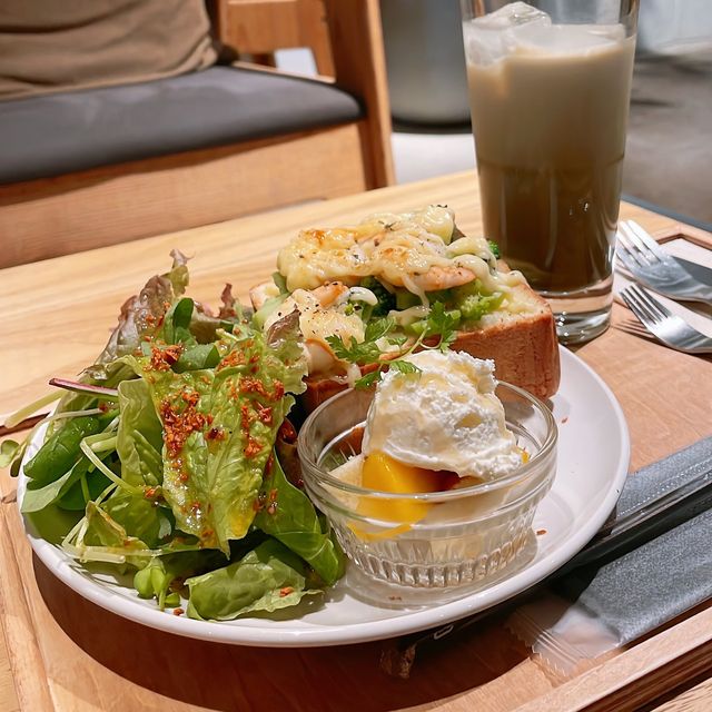 大阪 穴場カフェ✨WiFi &コンセントありin北堀江