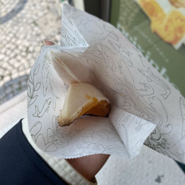 잔잔하게 흐르는 물결을 따라 걷는 여유로운 힐링, 아베이루💦