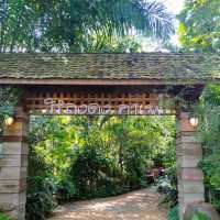 Long-Dong หลงดง คาเฟ่ 