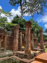 ปราสาทหินสีชมพู วิจิตรงดงาม เก่าแก่กว่าพันปี