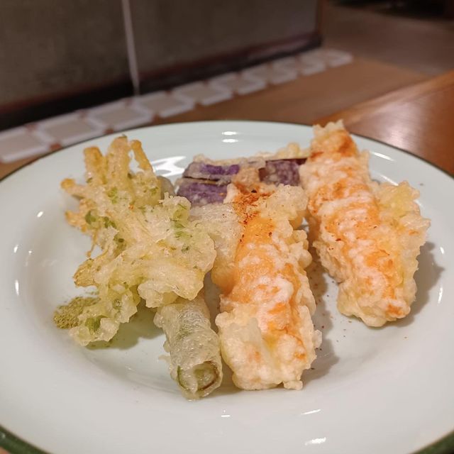 【酒店自助餐】 逸東酒店全新下午茶自助餐🍽️逾50款英倫茶點🍡任食龍蝦包、燒牛肉