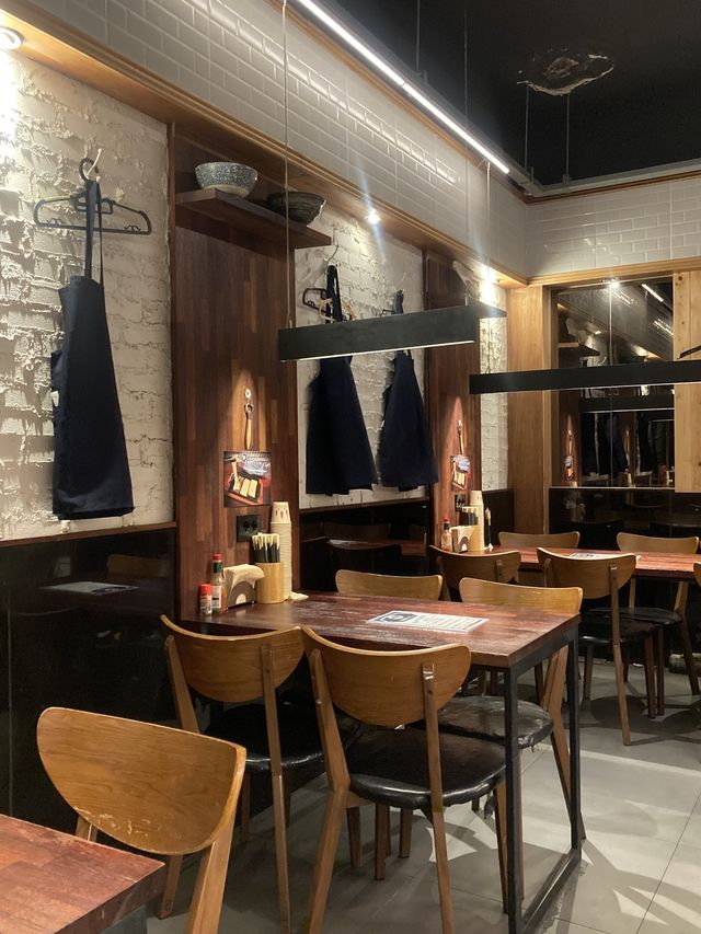 부산 일본 분위기 가득한 맛집