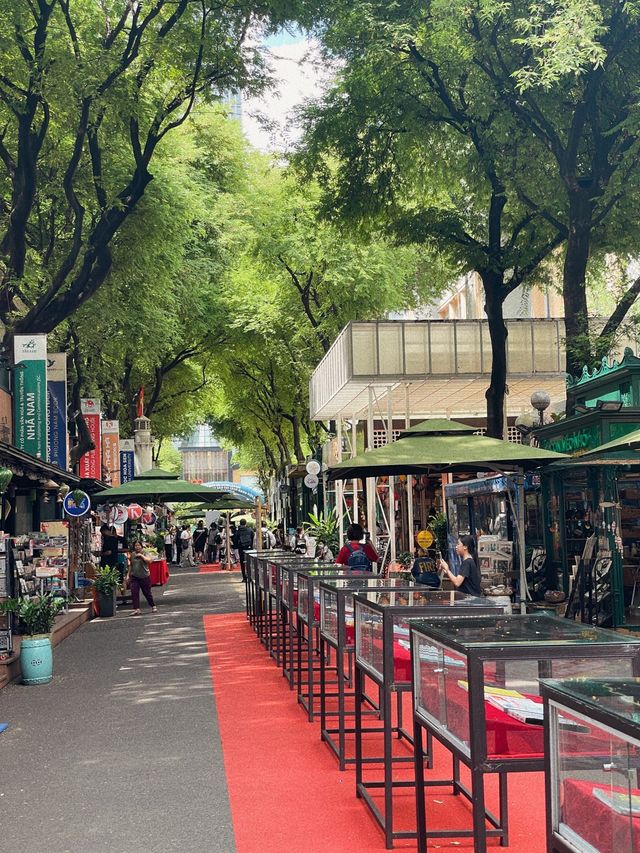 Book Street ถนนสำหรับคนรักการอ่าน 📚