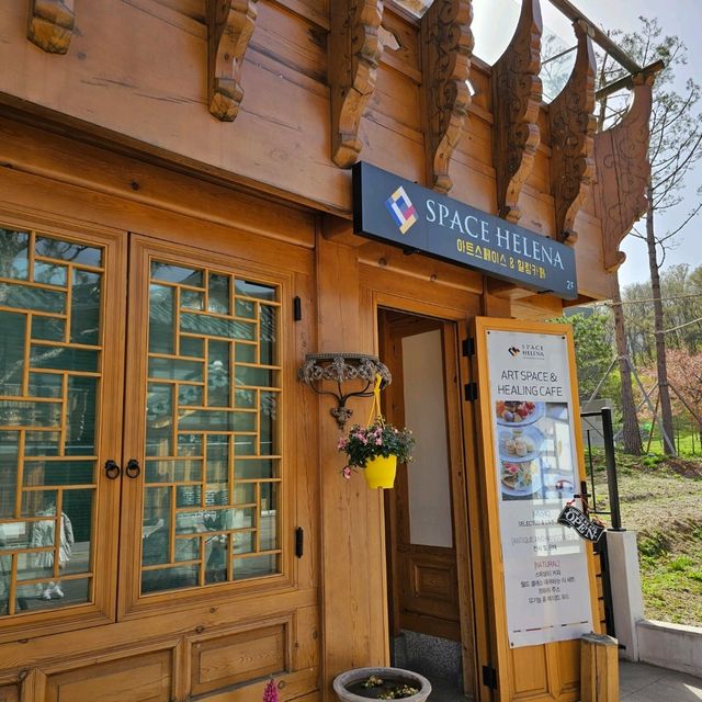 靜靜地去新建韓屋村打卡📸