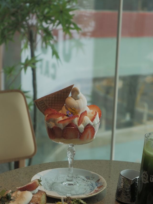 和風Cafe，必吃鹹甜法式吐司和水果芭菲 