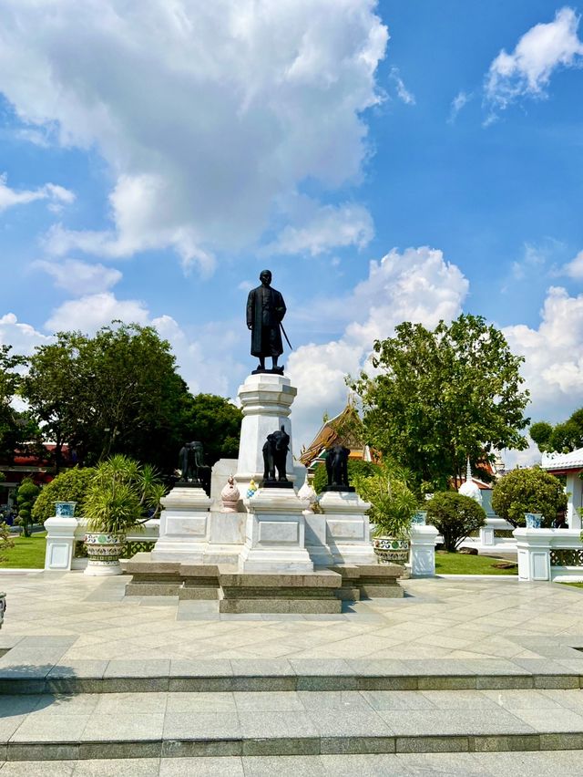 ไหว้พระ ชมพระปรางค์ วัดอรุณฯ