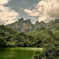 Impressive ZhangJiaJie National Forest Park