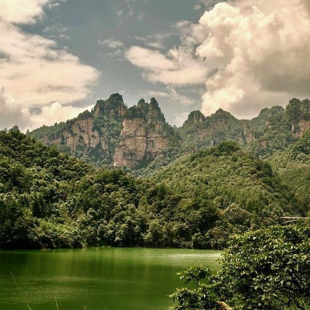 Impressive ZhangJiaJie National Forest Park