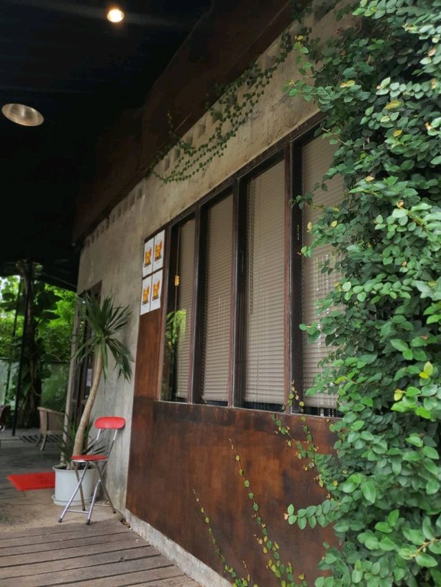🐶Black Dog Cafe 