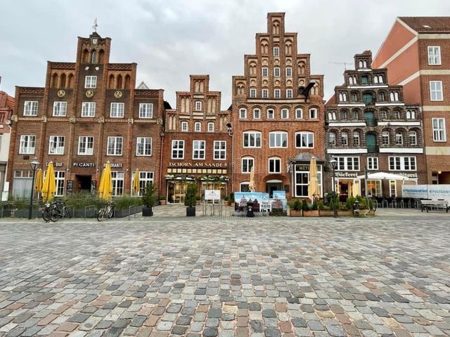 Walking through its well-preserved streets