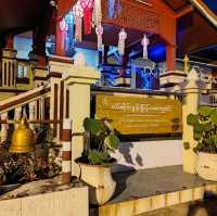 Quiet Amidst Chaos: Wat Saimoon's Calm