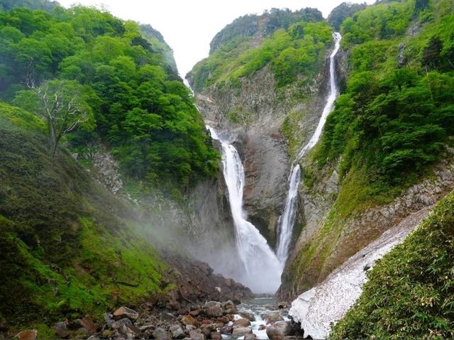 Shōmyō Waterfall Observation Square