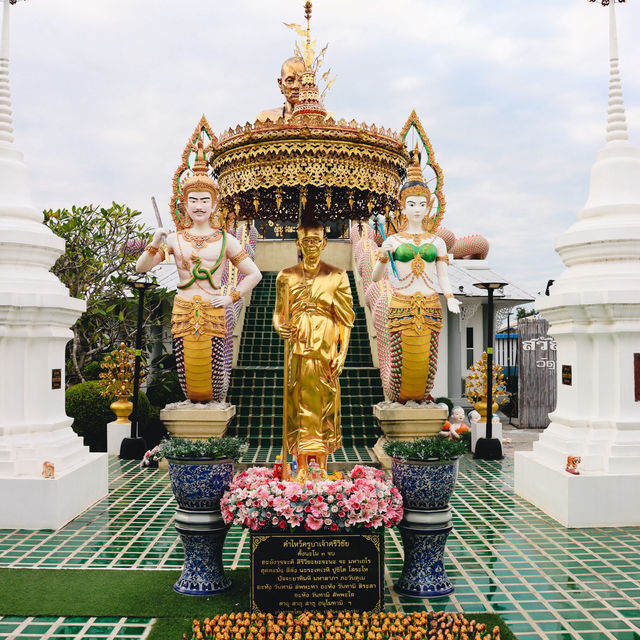 วัดพระนอนแม่ปูคา