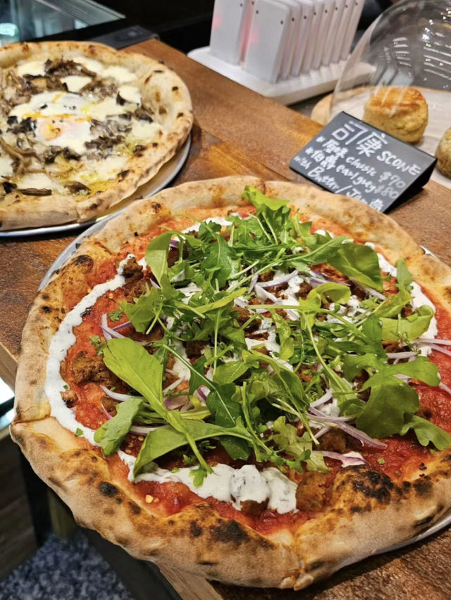 「NSFW Pizza & Coffee」不想上班的一起耍廢