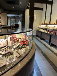 【京都カフェ】日本初ショコラ専門店のカフェでスイーツが食べられるよ🍫