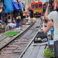 Unique Maeklong Railway Market 🇹🇭